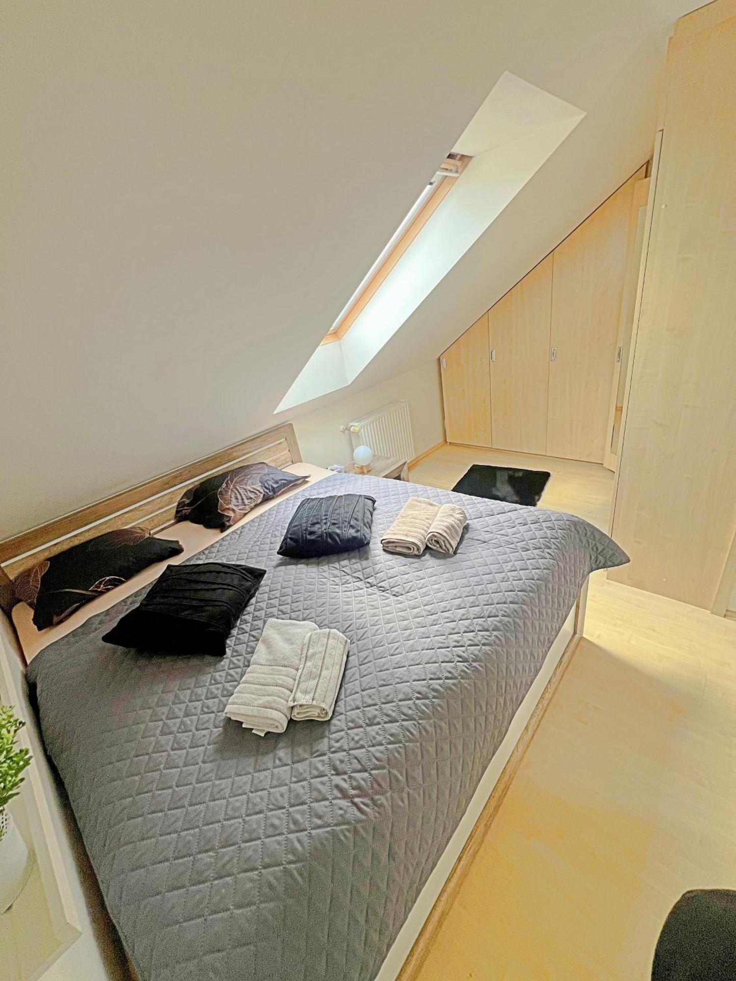 Apartament Mezonetovy V Centru *